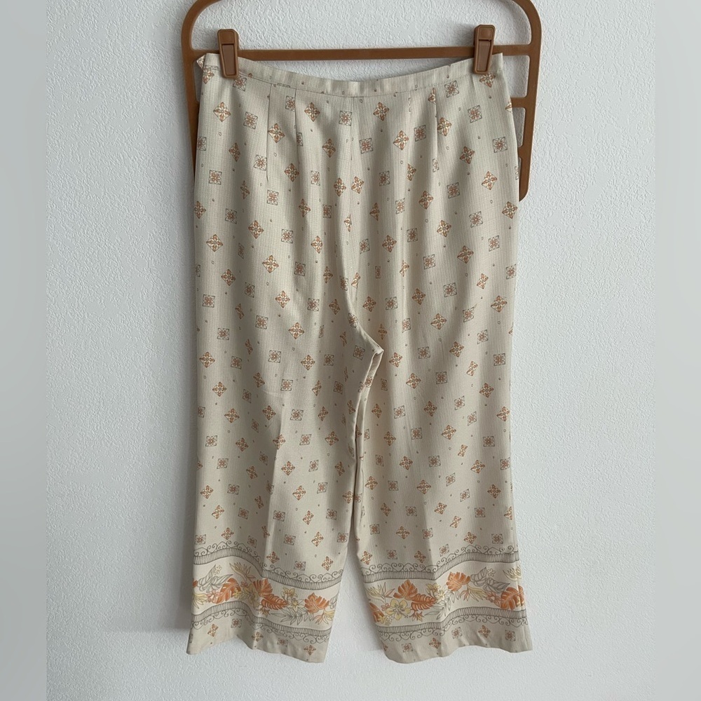 Tommy Bahama 100% Silk Wide Leg Capris